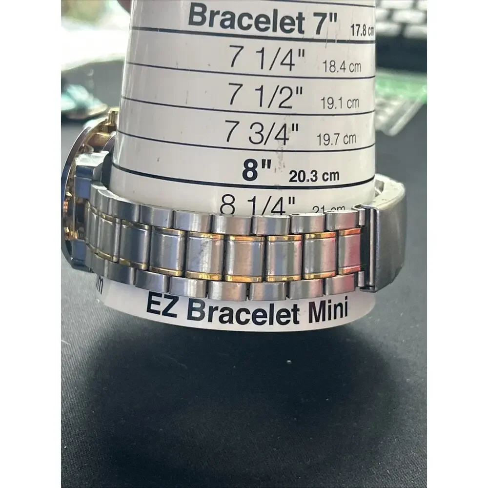 Sewor Two Tone Men’s Wind Up Watch